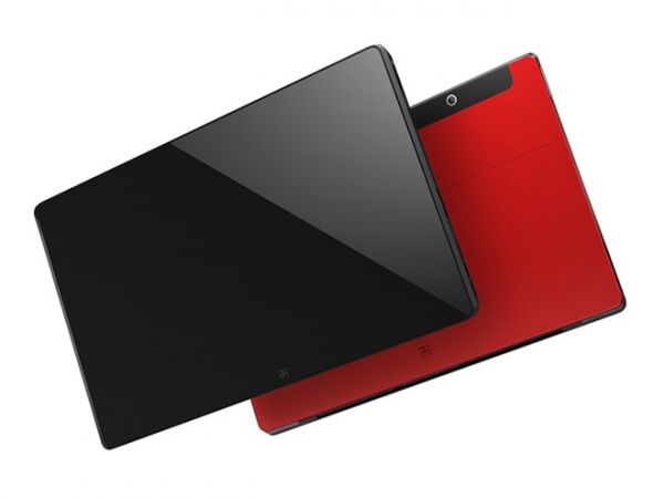 Cựu kỹ sư Google chế tạo máy tính bảng nhái Surface 8