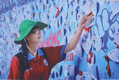 Hình ảnh ấn tượng 15 năm tình nguyện của thanh niên Việt 8