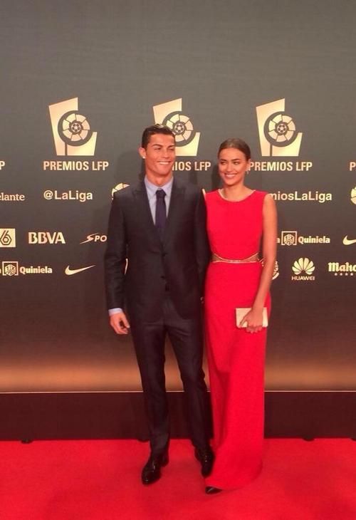Cristiano Ronaldo - Irina Shayk: Những hình ảnh đẹp ngày còn bên nhau 5