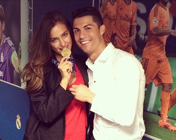 Những hình ảnh đẹp của Ronaldo và Irina khi còn mặn nồng 11