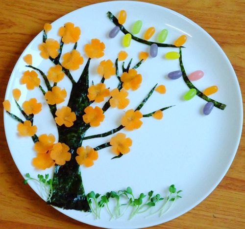 2 cách tỉa hoa đào từ cà rốt để trang trí món ăn ngày Tết 8