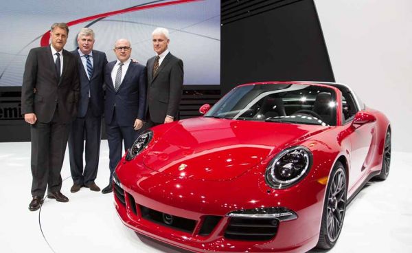 Porsche 911 Targa 4 GTS giá 7,85 tỉ đồng