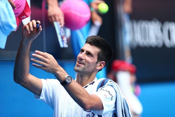 Djokovic tốc hành vào vòng 3 Australian Open
