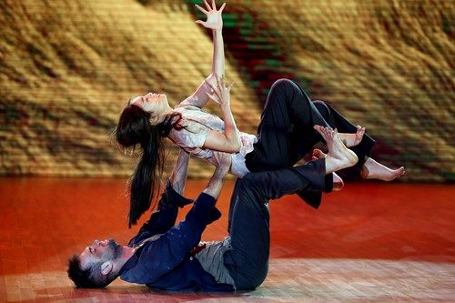 Bước nhảy hoàn vũ 2015: Angela Phương Trinh tiếp tục giành điểm cao 4