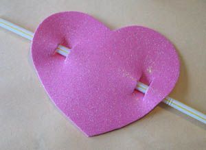 Cách làm thiệp trái tim mũi tên thần Cupid cho Valentine 2