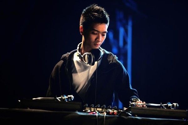 Những nam DJ điển trai trong The Remix 2015