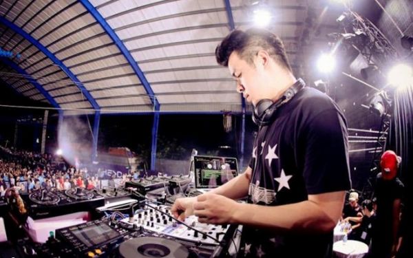 Những nam DJ điển trai trong The Remix 2015 9