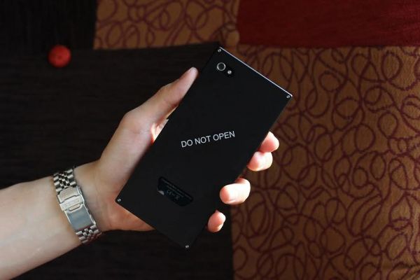 Smartphone của Bkav sẽ có giá chính hãng từ 13 triệu đồng?