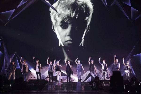 EXO 2014 : Nước mắt của thành công 2
