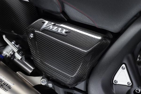 Ảnh bản đặc biệt Yamaha VMAX Carbon Special Edition 8