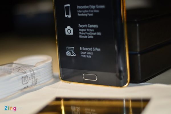Đập hộp Samsung Galaxy Note Edge mạ vàng đầu tiên ở VN 6