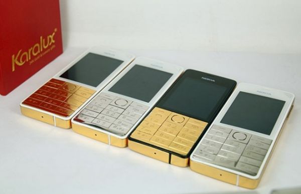 Bộ sưu tập điện thoại Nokia 515 mạ vàng cho năm Mùi 4