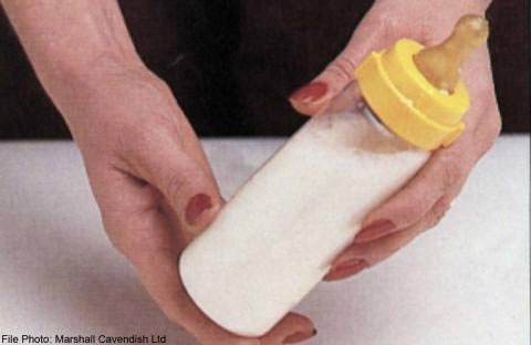 Nồng độ asen cao ở trẻ uống sữa công thức