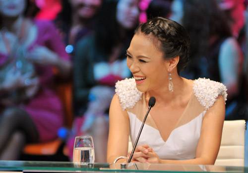 Điểm danh những "nữ hoàng ghế nóng" của showbiz Việt 3