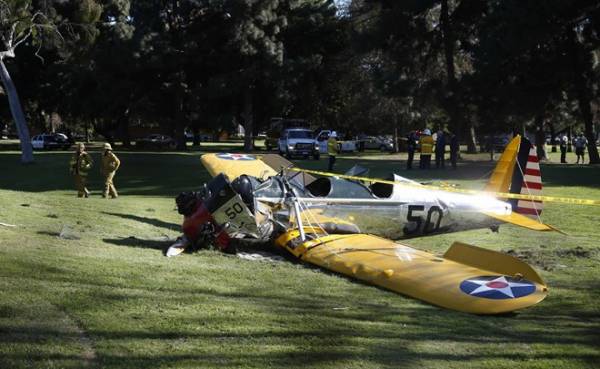 Harrison Ford bị tai nạn máy bay