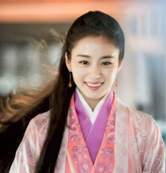 Những nụ cười thiên thần của Kim Tae Hee