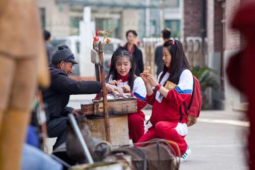 Mỹ nhân châu Á so vẻ trẻ trung khi vào vai nữ sinh 4