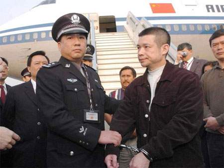 Trung Quốc tiết lộ chiến dịch lùng bắt quan tham chạy trốn