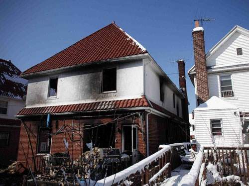 7 trẻ em chết cháy vì bếp điện hỏng