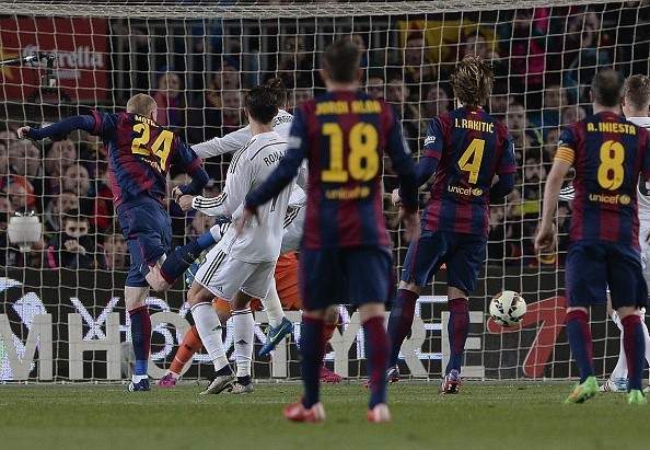 Barca 2-1 Real (H2): Suarez ghi bàn tinh tế 6