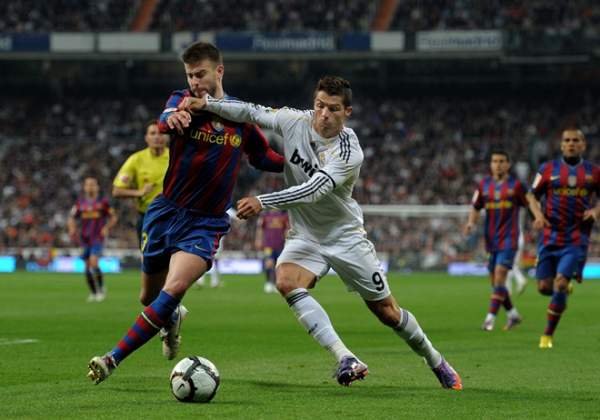 Barca 1-0 Real (H1): Messi kiến tạo đẹp mắt 12