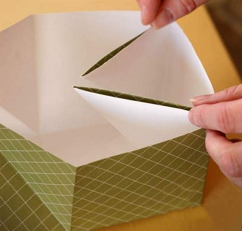 5 bước gấp hộp đựng đồ bằng giấy siêu đơn giản 2