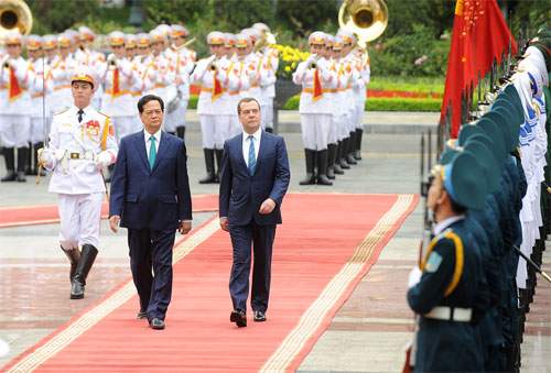 Việt - Nga sẽ liên doanh sản xuất thiết bị kỹ thuật quân sự