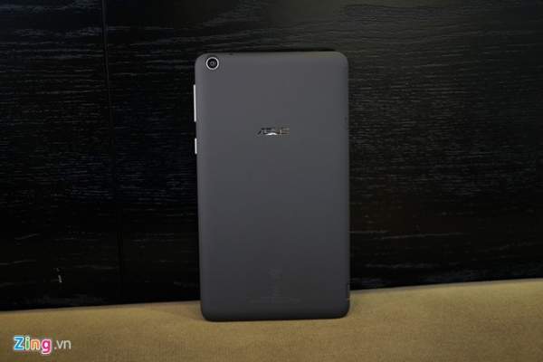 Mở hộp Asus FonePad 7: Thiết kế cao cấp, giá 4,5 triệu đồng 8