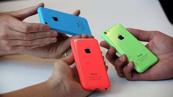 iPhone 5C bản 8 GB giá 2,5 triệu về Việt Nam