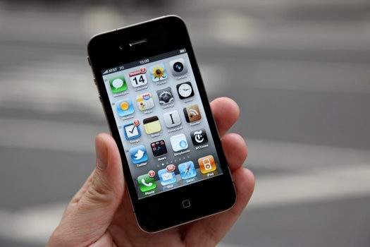 iPhone 4S chính hãng giảm giá 1 triệu đồng