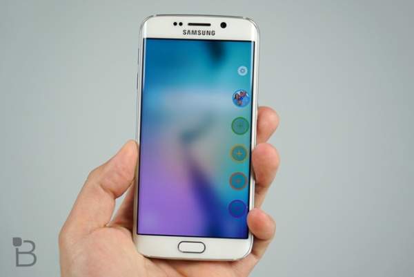 Phí sản xuất Galaxy S6 Edge cao hơn iPhone 6 Plus