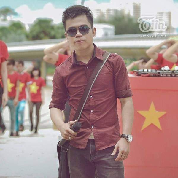 9X mở công ty ở tuổi 20, làm clip ăn khách cho sao Việt