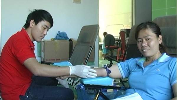 Chuyện nữ Bí thư Đoàn 17 lần hiến máu cứu người