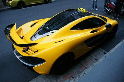 Siêu xe triệu đô McLaren P1 làm taxi