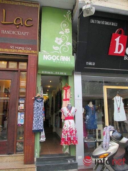 "Sửng sốt" với những cửa hàng siêu nhỏ, siêu đắt ở Hà Nội 15