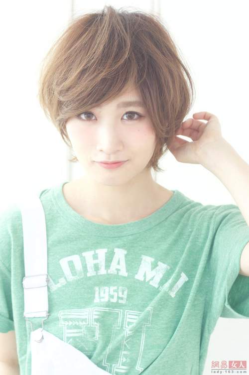 12 kiểu tóc Nhật, Hàn giúp nàng công sở thêm xinh 12