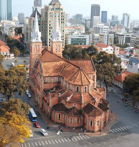 Nhà thờ Đức Bà trùng tu sau 140 năm