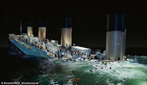 Lóa mắt tàu Titanic triệu đô phiên bản nhái ở Trung Quốc 12