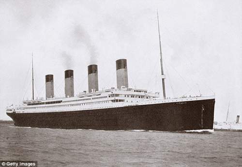 Lóa mắt tàu Titanic triệu đô phiên bản nhái ở Trung Quốc 9