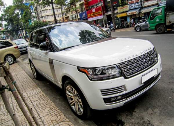 Range Rover hàng hiếm xuất hiện tại Sài Gòn 2