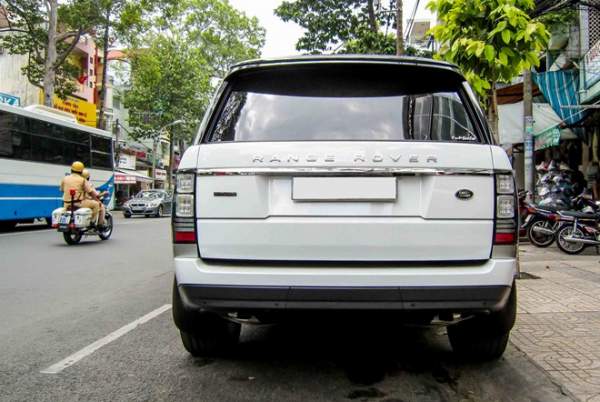 Range Rover hàng hiếm xuất hiện tại Sài Gòn 3