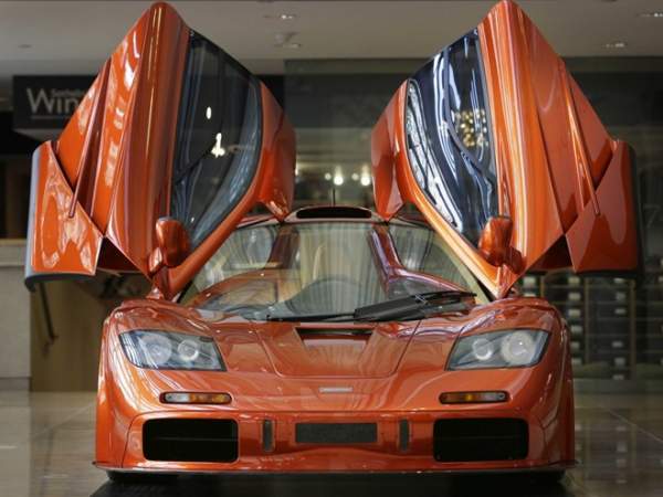 Siêu xe McLaren F1 được đề giá 15 triệu USD