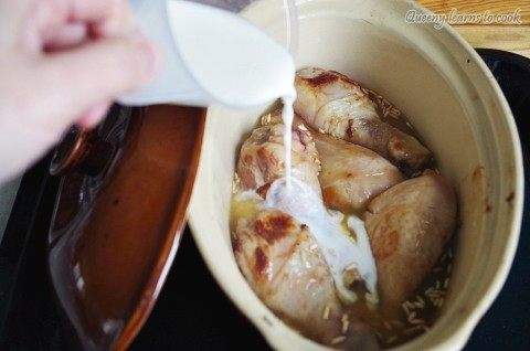 Cách làm cơm gà đút lò mềm thơm cho bữa tối đầu tuần 5
