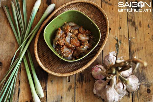 Cách nấu cà ri tôm đơn giản mang đậm hương vị Thái 2