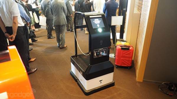 Bên trong khách sạn robot đầu tiên trên thế giới có gì? 6