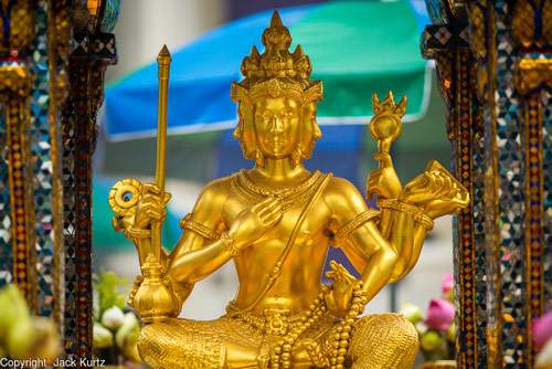 Tìm hiểu về ngôi đền ở Thái Lan vừa bị đánh bom 9