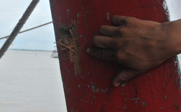 Một tàu bị khống chế đưa về vùng biển Thái Lan, ngư dân bị đánh, cướp 7