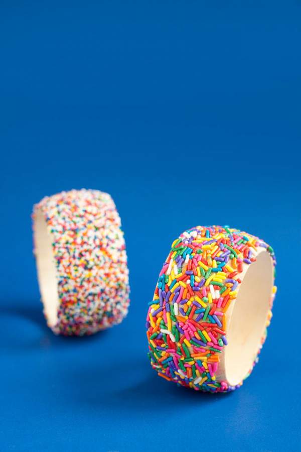 Cách làm vòng tay handmade ngọt ngào như bánh cupcake 4