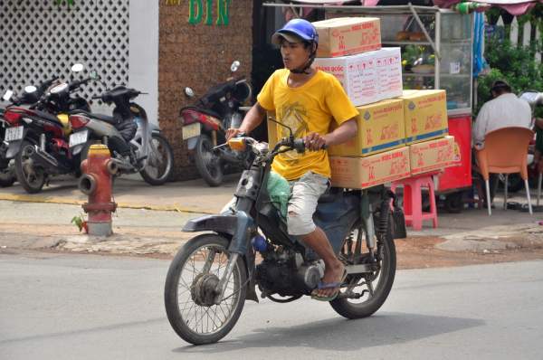 “Siêu xe nhiều không” tung hoành khắp đường phố Sài Gòn 2