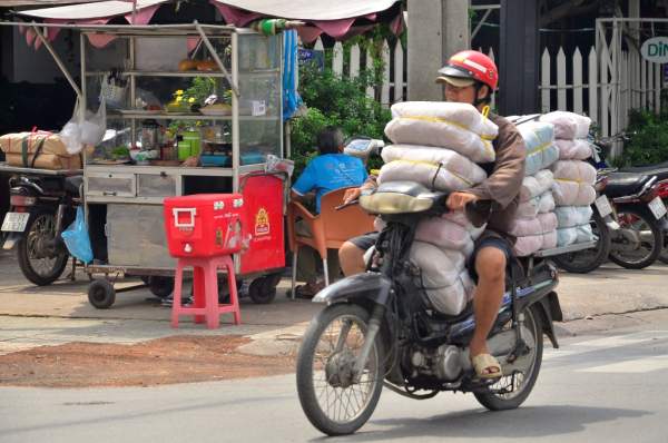 “Siêu xe nhiều không” tung hoành khắp đường phố Sài Gòn 8
